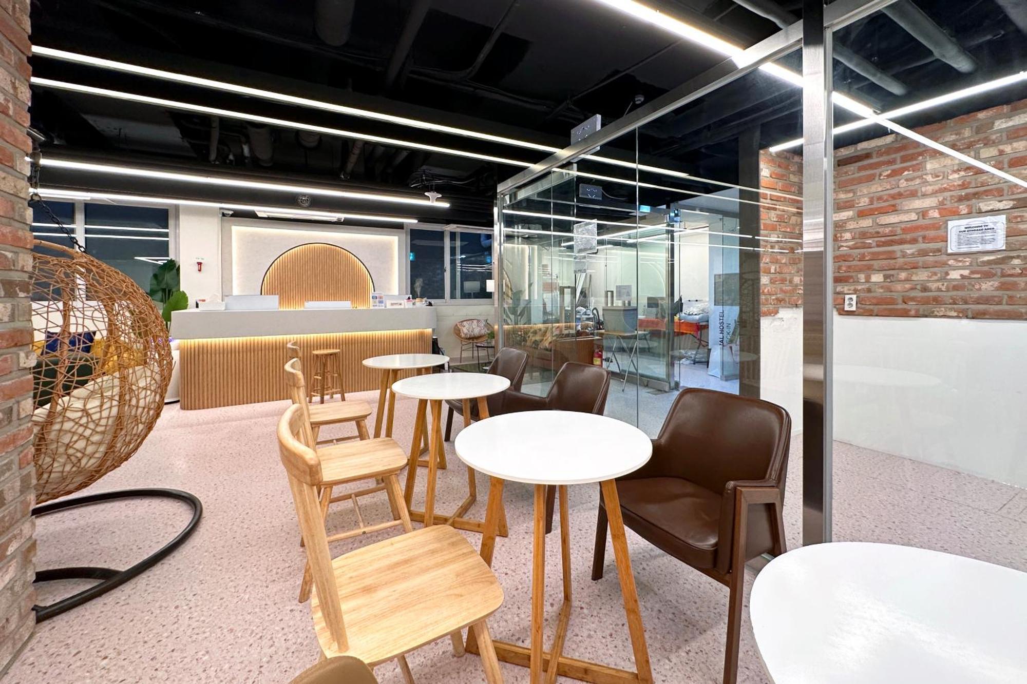 Oyo Hostel Myeongdong 6 Szöul Kültér fotó